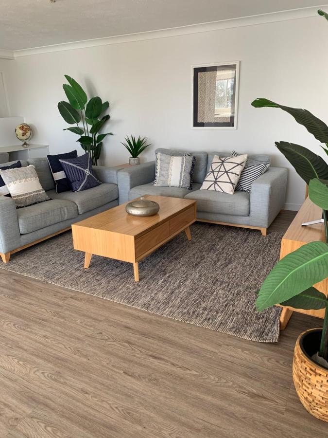 Pacific Regis Beachfront Holiday Apartments Gold Coast Kültér fotó