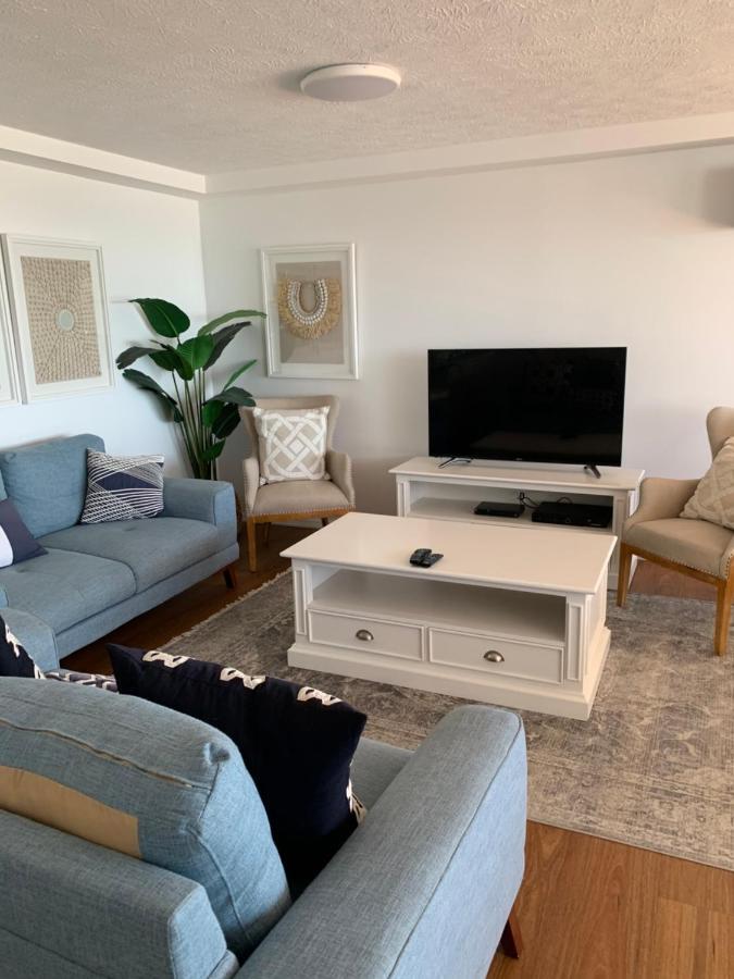 Pacific Regis Beachfront Holiday Apartments Gold Coast Kültér fotó