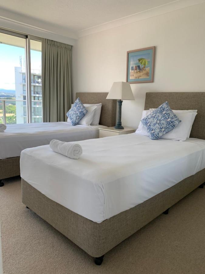 Pacific Regis Beachfront Holiday Apartments Gold Coast Kültér fotó
