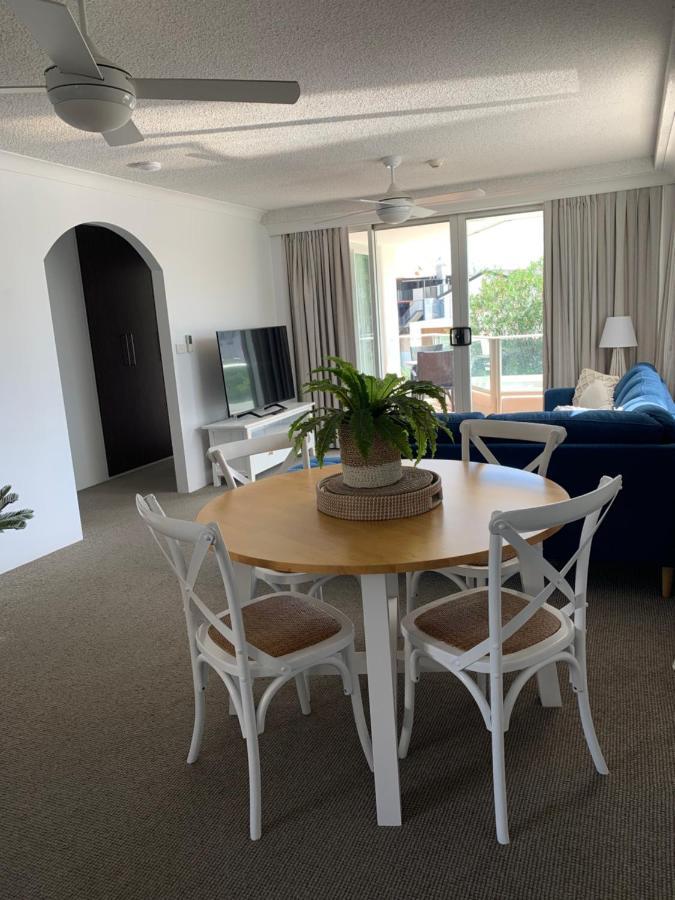 Pacific Regis Beachfront Holiday Apartments Gold Coast Kültér fotó