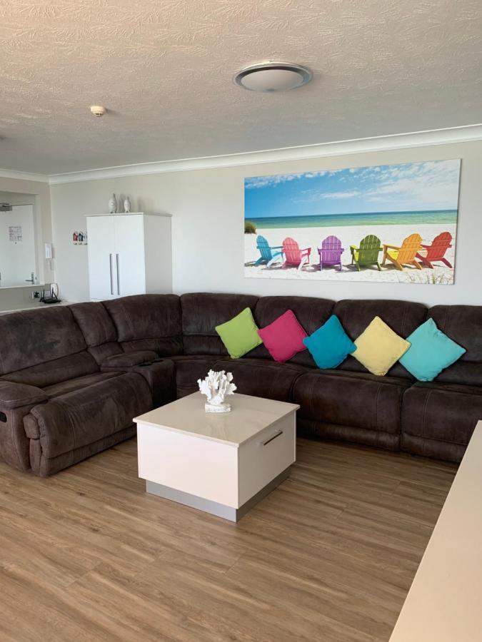 Pacific Regis Beachfront Holiday Apartments Gold Coast Kültér fotó
