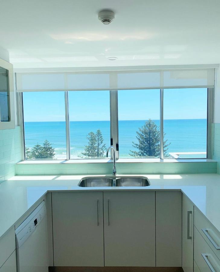 Pacific Regis Beachfront Holiday Apartments Gold Coast Kültér fotó
