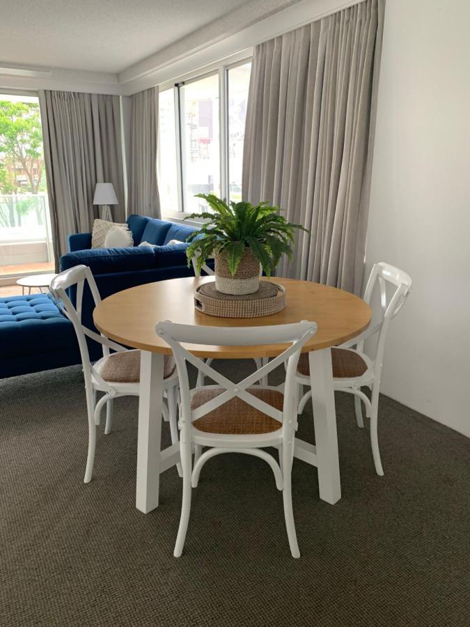 Pacific Regis Beachfront Holiday Apartments Gold Coast Kültér fotó