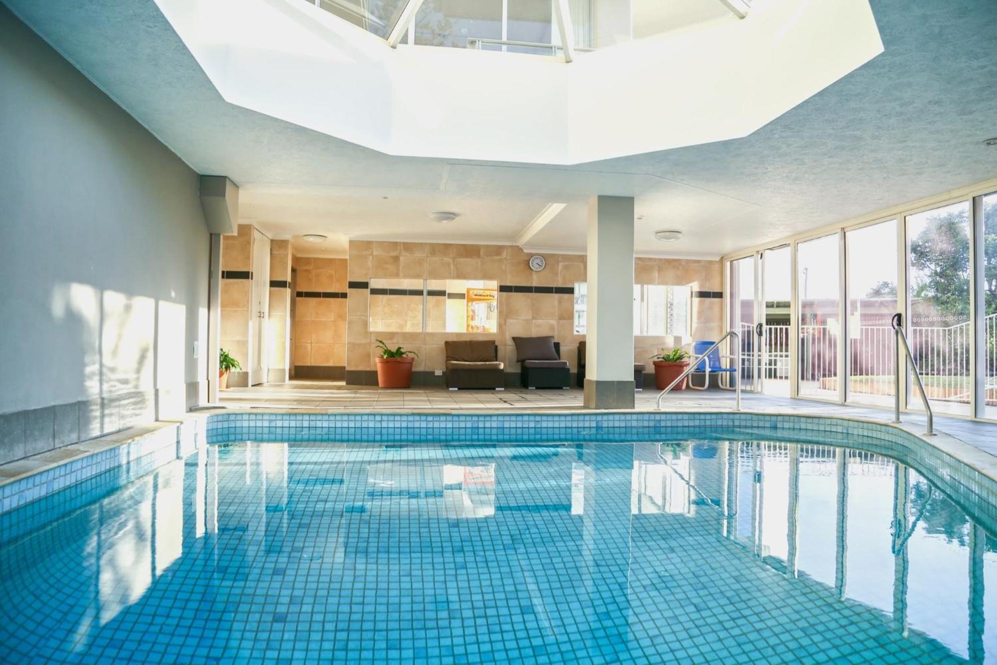 Pacific Regis Beachfront Holiday Apartments Gold Coast Kültér fotó
