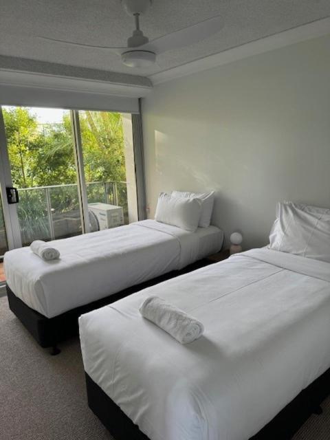 Pacific Regis Beachfront Holiday Apartments Gold Coast Kültér fotó