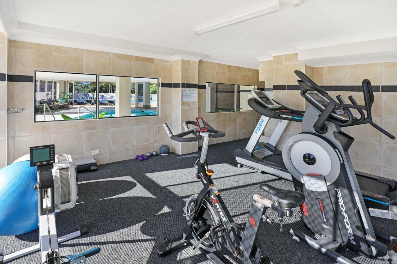 Pacific Regis Beachfront Holiday Apartments Gold Coast Kültér fotó