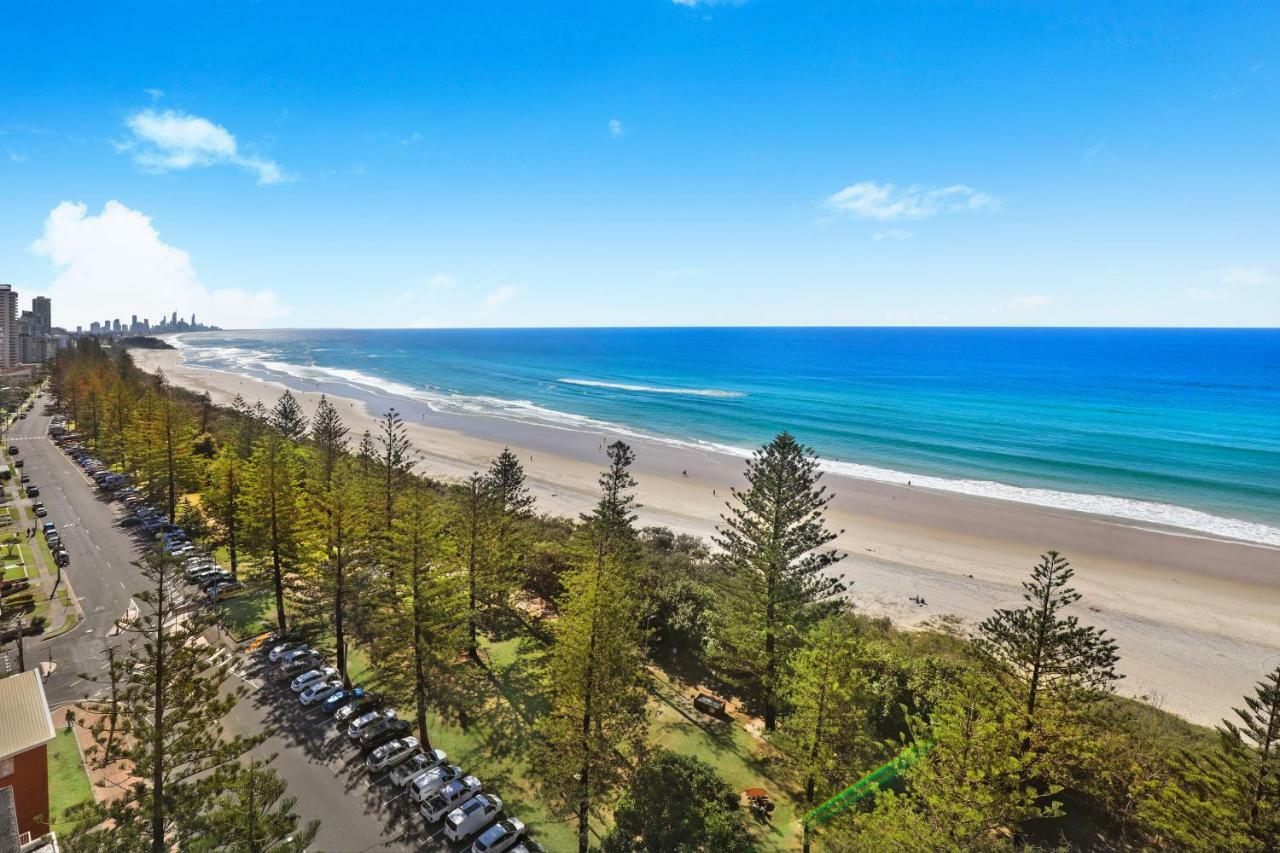 Pacific Regis Beachfront Holiday Apartments Gold Coast Kültér fotó