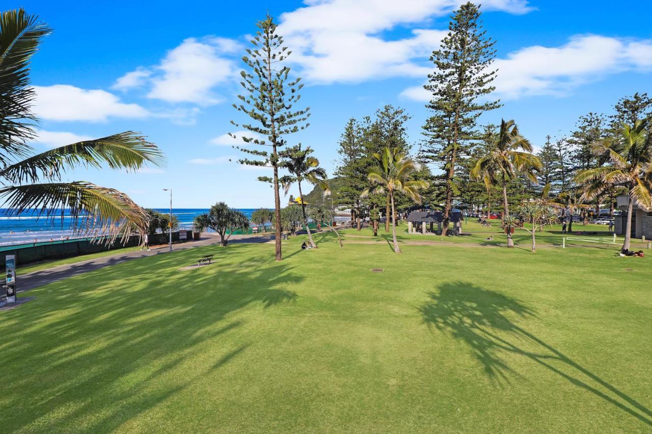 Pacific Regis Beachfront Holiday Apartments Gold Coast Kültér fotó